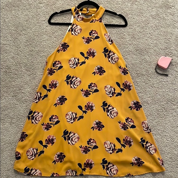 Audrey 3+1 Yellow Floral Midi Dress - Picture 3 of 7